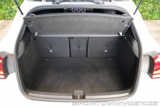 Mercedes-Benz A 180*AMG*KAMERA*LED*KEYLES 2020