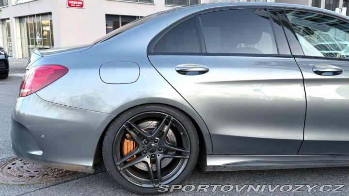 Mercedes-Benz C MERCEDES-BENZ C63 AMG V8 2017