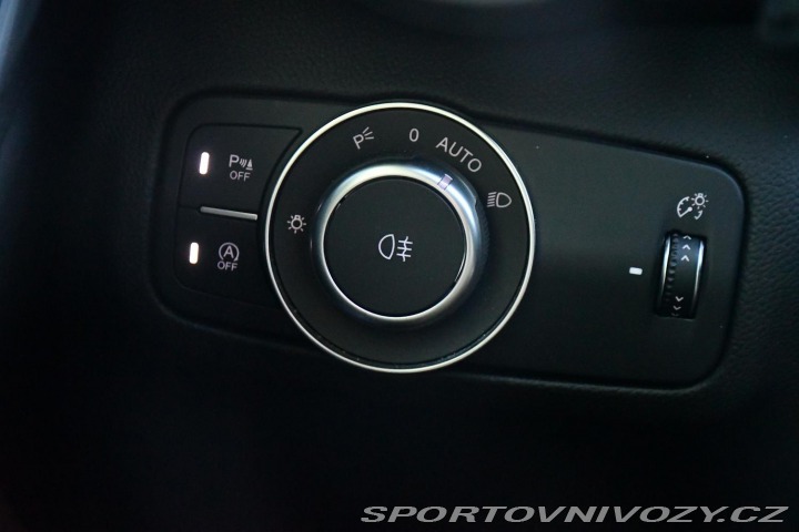 Alfa Romeo Giulia 2,0T 16V 206kW AT8-Q4 Vel 2024