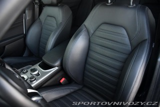 Alfa Romeo Giulia 2,0T 16V 206kW AT8-Q4 Vel 2024