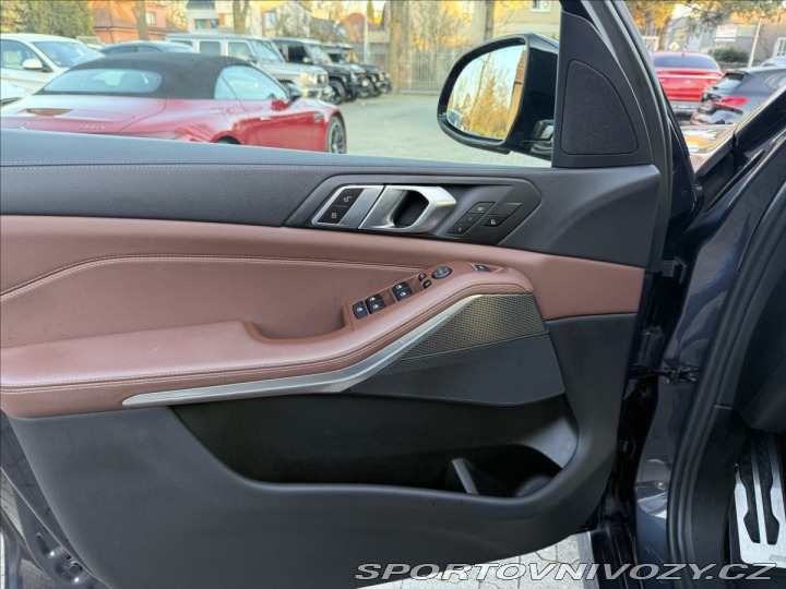 BMW X5 M50i xDrive 2022