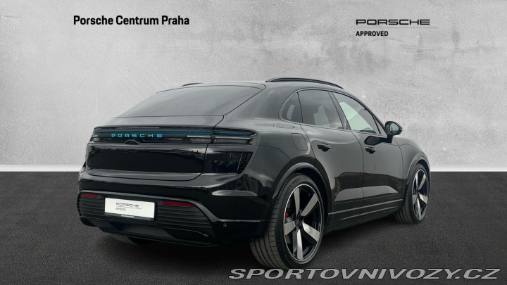Porsche Macan Turbo 2025