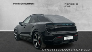Porsche Macan Turbo 2025