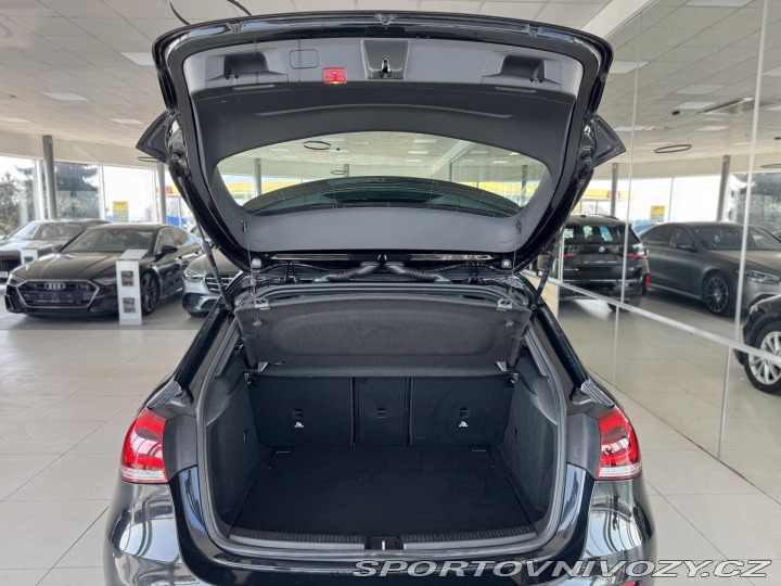 Mercedes-Benz A 200*Aut*120kW*LED*Navi*Ka 2019