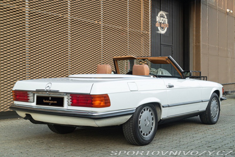 Mercedes-Benz SL 300