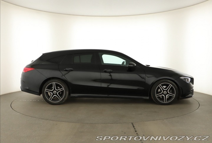 Mercedes-Benz CLA 220 d 4MATIC 2022