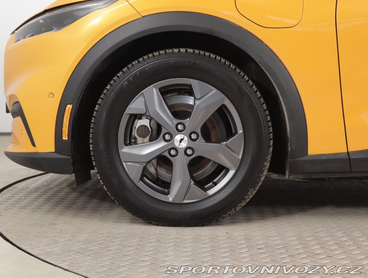 Ford Mustang Mach-E  Standard Range RW 2024