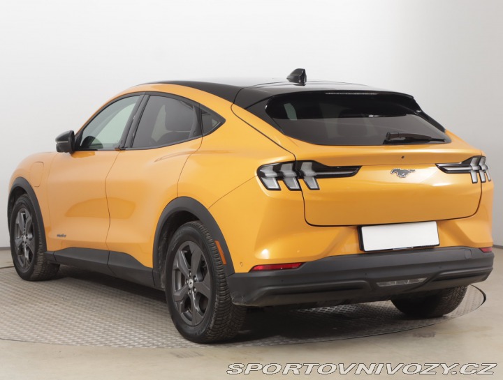 Ford Mustang Mach-E  Standard Range RW 2024