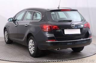 Opel Astra 2.0 CDTI 2012