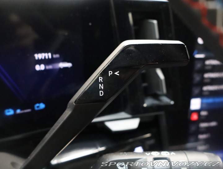 Renault Alpine Iconic Esprit Alpine E-Te 2025