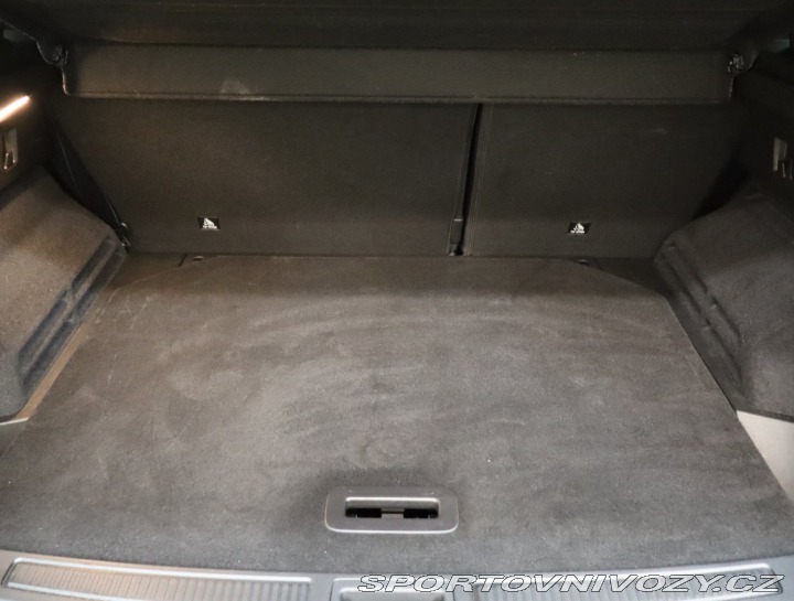 Renault Alpine Iconic Esprit Alpine E-Te 2025