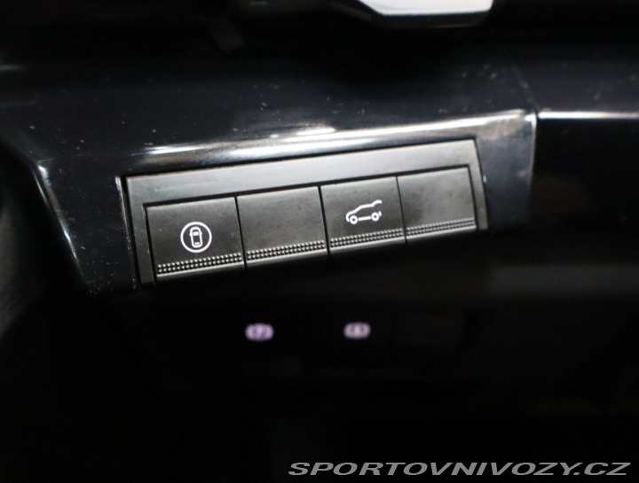 Renault Alpine Iconic Esprit Alpine E-Te 2025