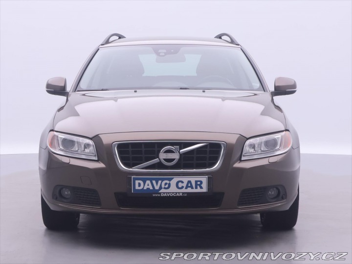 Volvo V70 2,4 D5 158 kW Summum 2013