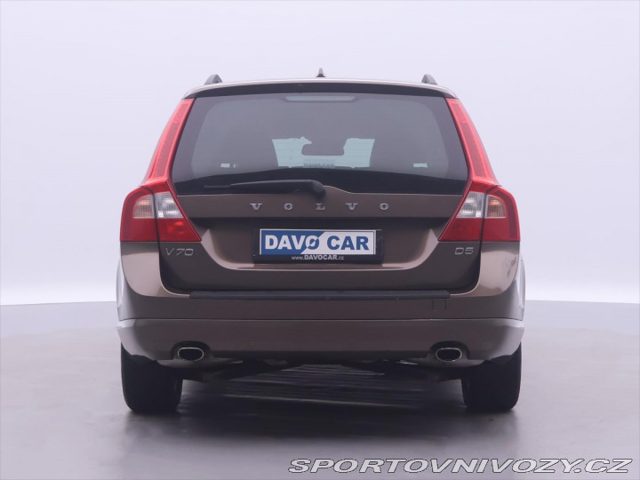 Volvo V70 2,4 D5 158 kW Summum 2013