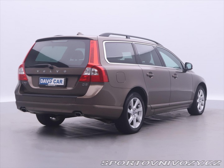 Volvo V70 2,4 D5 158 kW Summum 2013