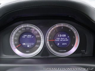 Volvo V70 2,4 D5 158 kW Summum 2013
