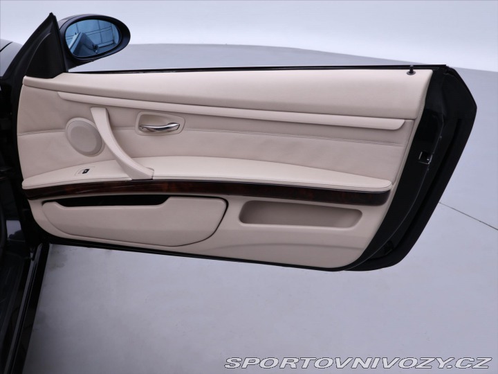 BMW 3 3,0 325i 160kW Xenon Kůže 2007