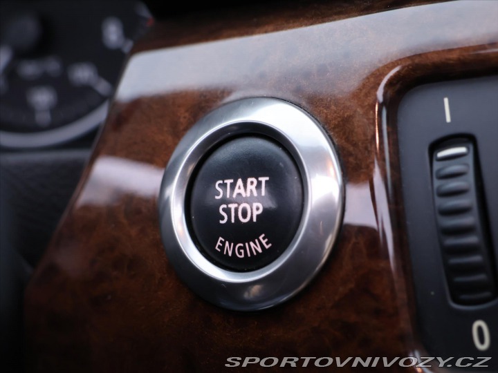 BMW 3 3,0 325i 160kW Xenon Kůže 2007