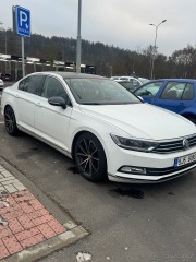 Volkswagen  Passat 2,0   litru 110KW B8
