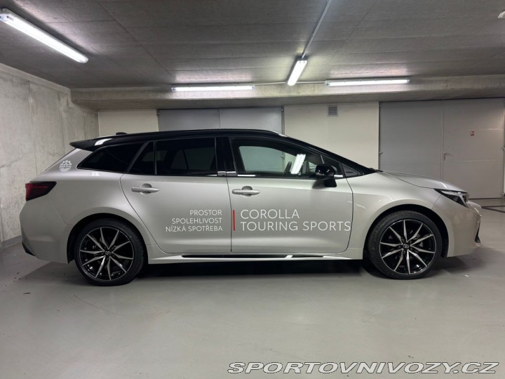Toyota Corolla 2.0,Hybrid,GR SPORT Dynam 1800