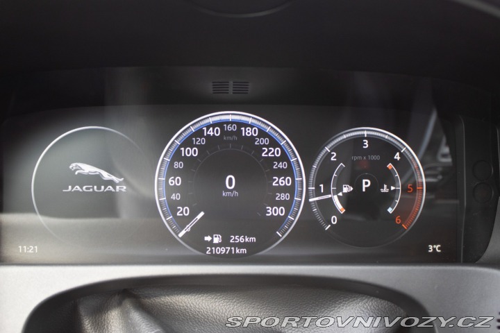 Jaguar XF Sportbrake 2.0D I4 240k 2018