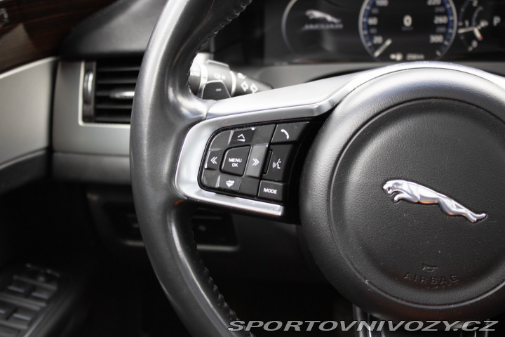 Jaguar XF Sportbrake 2.0D I4 240k 2018