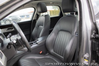 Jaguar XF Sportbrake 2.0D I4 240k 2018