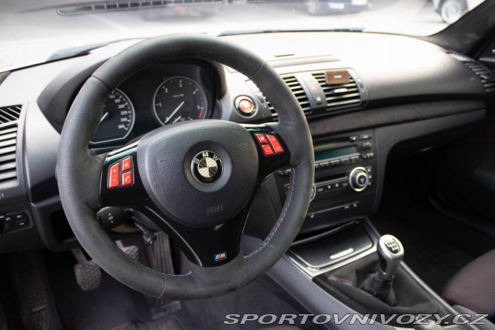 BMW 1 123d / AJ NA SPLÁTKY/ PR 2009
