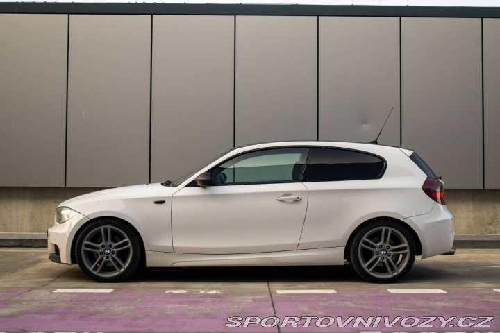 BMW 1 123d / AJ NA SPLÁTKY/ PR 2009