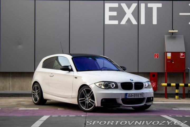 BMW 1 123d / AJ NA SPLÁTKY/ PR 2009