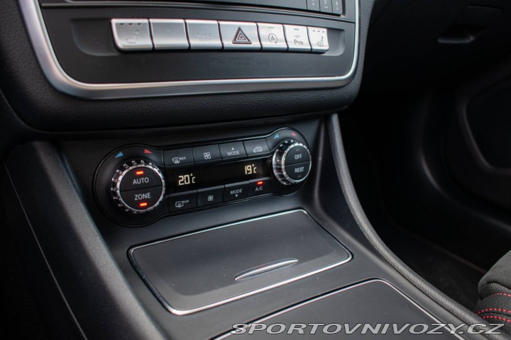 Mercedes-Benz CLA Kupé  180 AMG Line A/T 90 2018