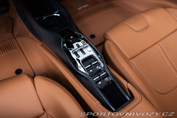 Ferrari SF90 Spider 2025