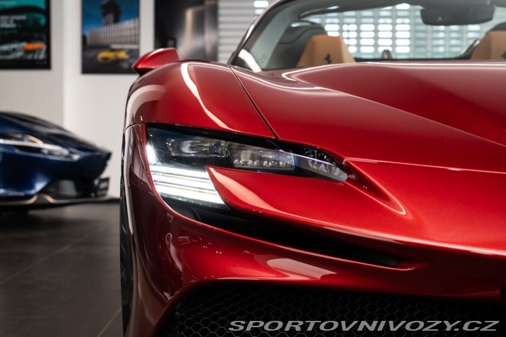 Ferrari SF90 Spider 2025