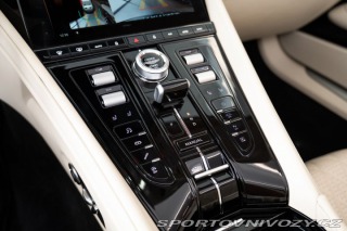 Aston Martin DB12 Volante 2024