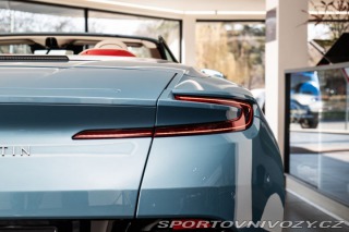 Aston Martin DB12 Volante 2024