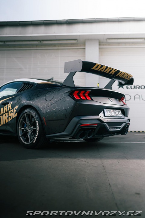Ford Mustang Darkhorse 2024