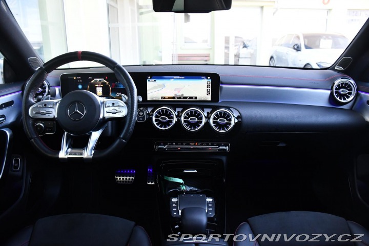 Mercedes-Benz CLA 35 AMG 4MATIC PANO HUD 2020