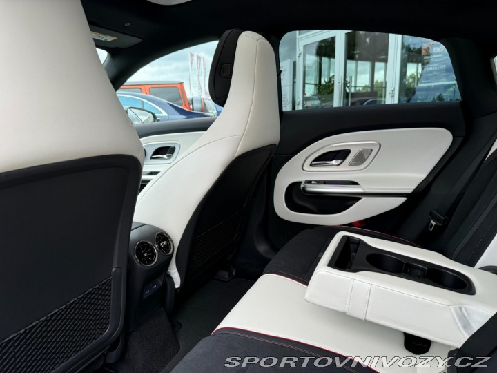 Mercedes-Benz CLA 250+ kupé 2025