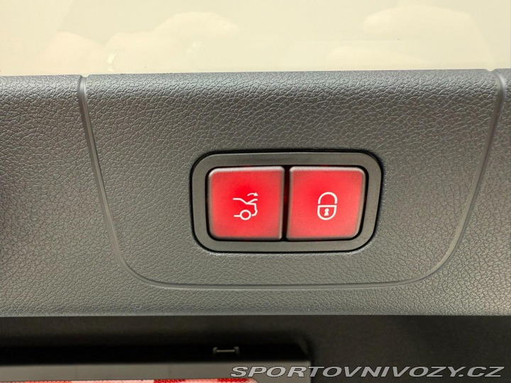 Mercedes-Benz CLA 250+ kupé 2025