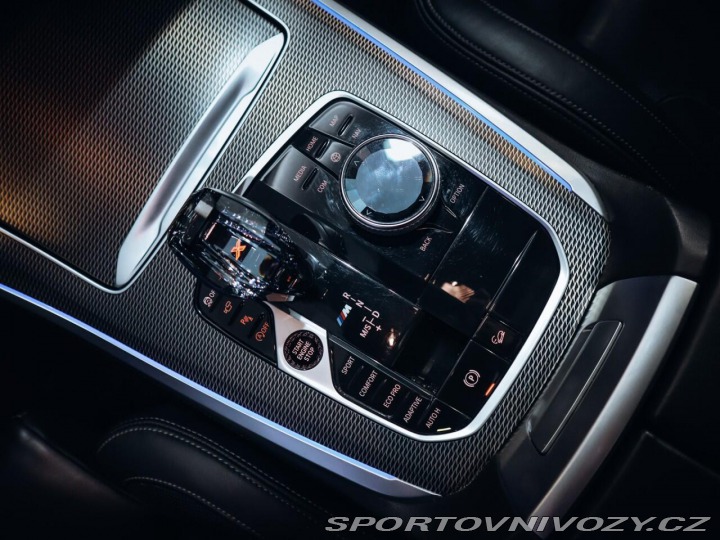 BMW X5 M50i xDrive 2021