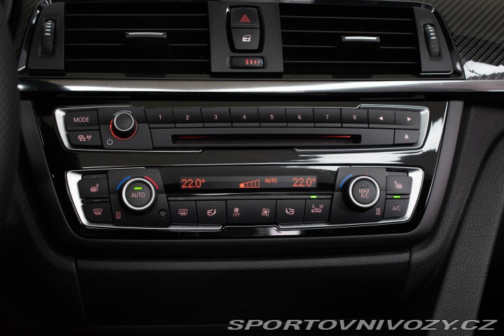 BMW M4 F83 M4 MANUÁL*HEAD-UP*HAR 2014