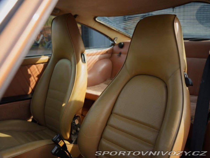 Porsche 911 2.7 1976