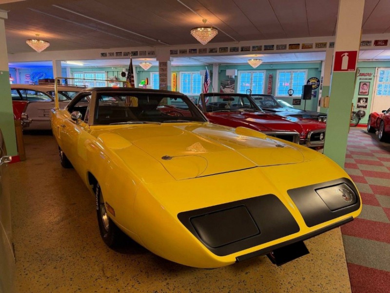 Ostatní značky Ostatní modely Plymouth Road Runner Superbird