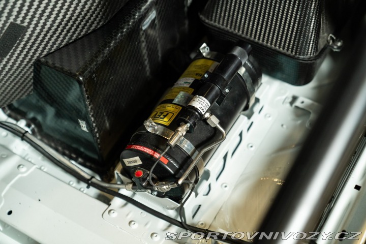 Porsche 911 991 (911) GT3 R 2018