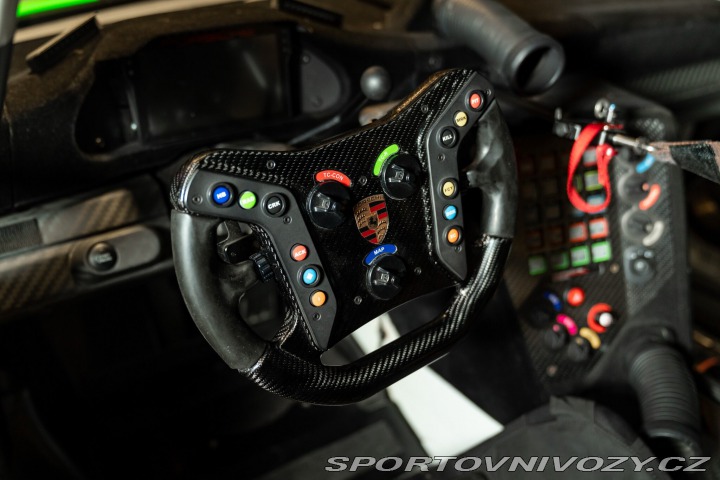 Porsche 911 991 (911) GT3 R 2018