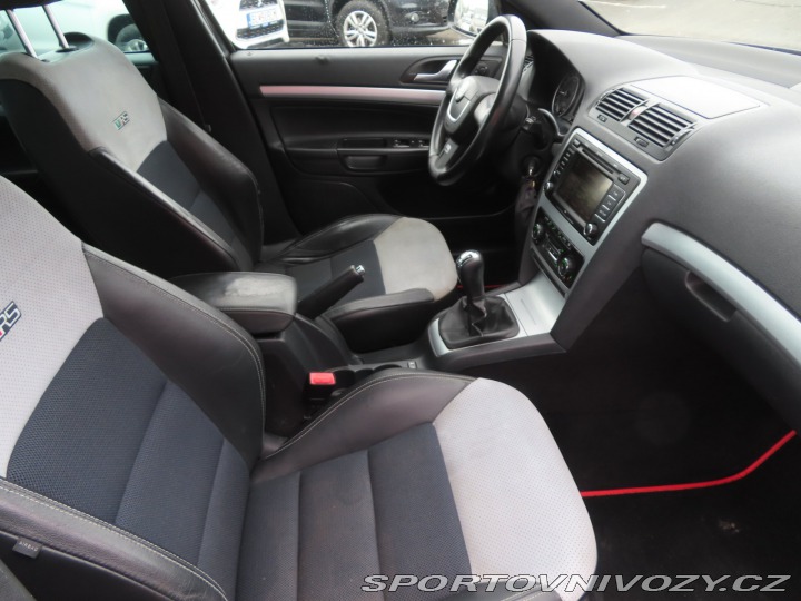 Škoda Octavia RS RS RS 2.0 TDI 2010