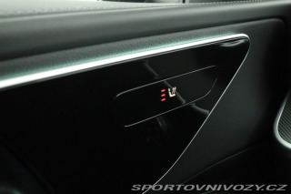 Mercedes-Benz C AMG Paket C 300 e 4MATIC 2023