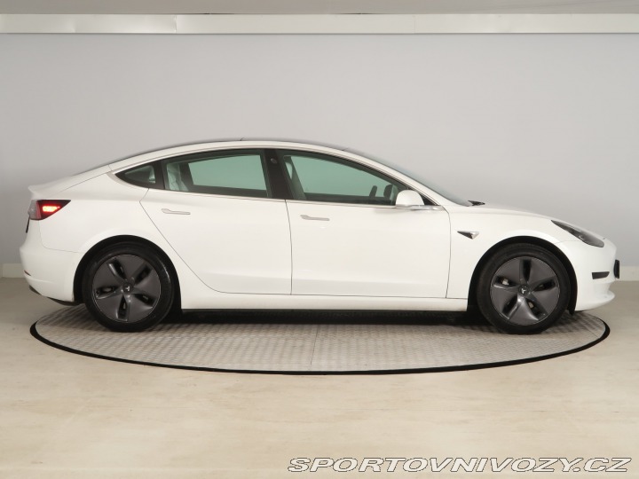 Tesla Model 3 Std Range Plus LFP 2020