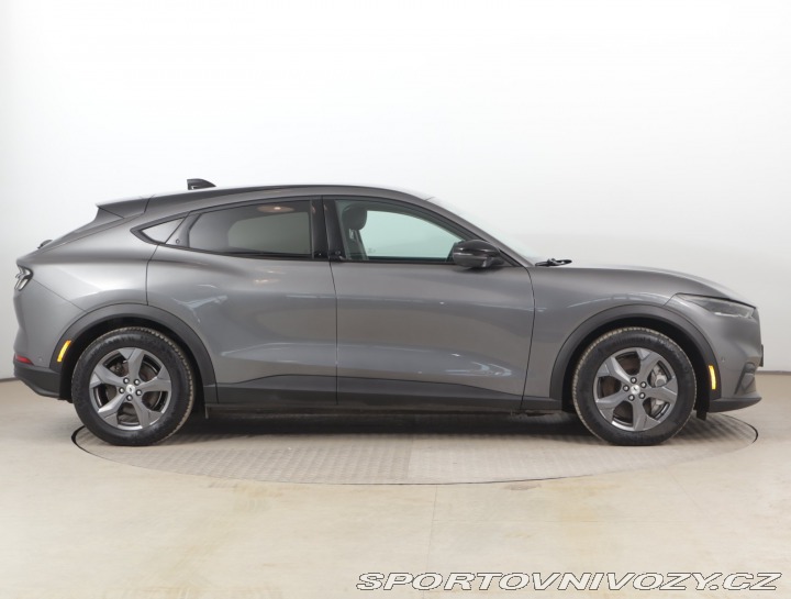 Ford Mustang Mach-E  Standard Range RW 2024