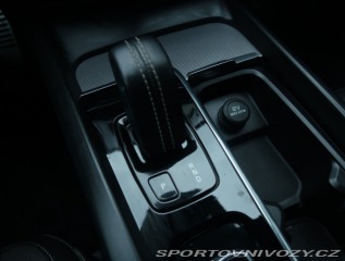 Volvo Ostatní modely XC60 R-Design B6 AWD 2020